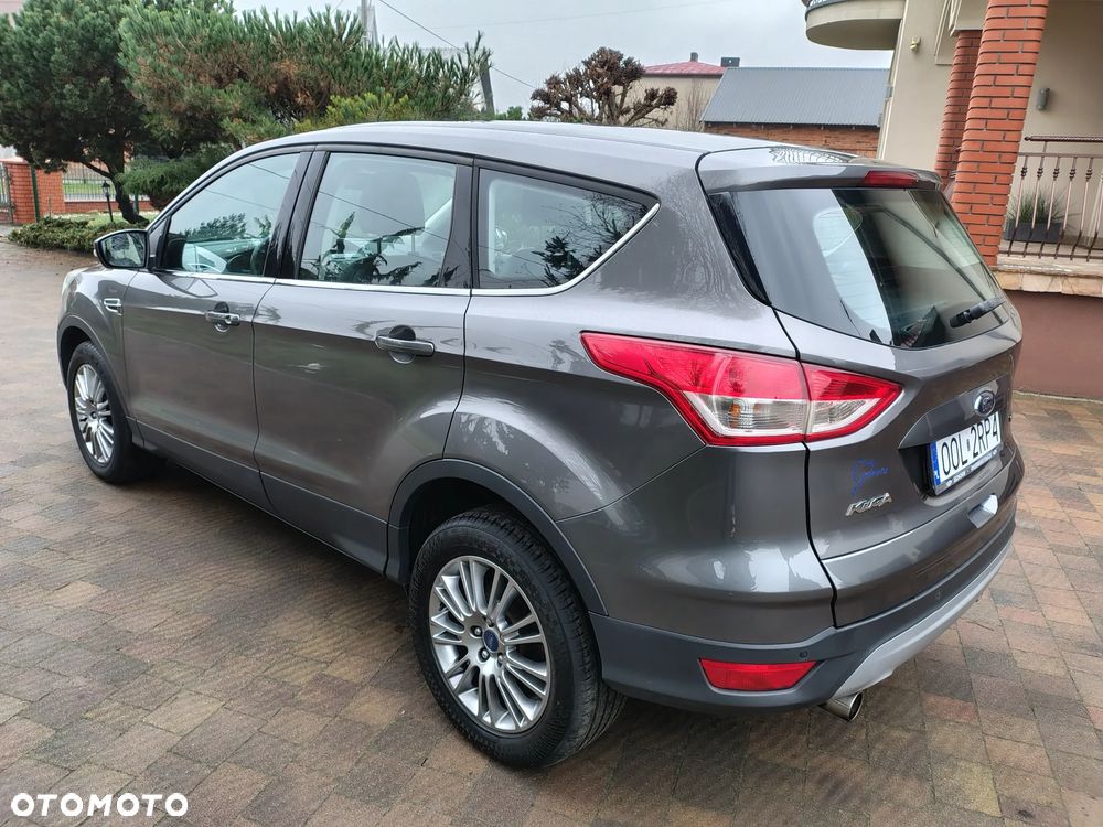 Ford Kuga 1.6 EcoBoost 2x4 Titanium - 4