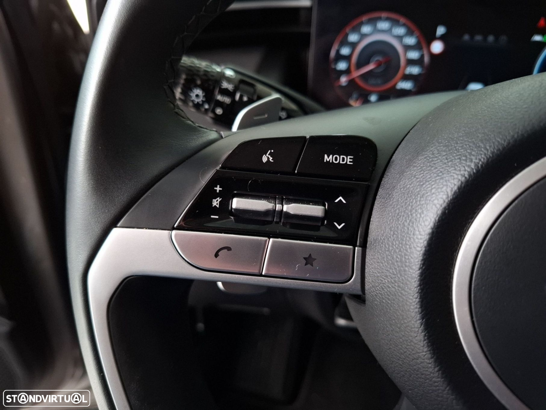 Hyundai Tucson 1.6 T-GDI HEV Premium - 16