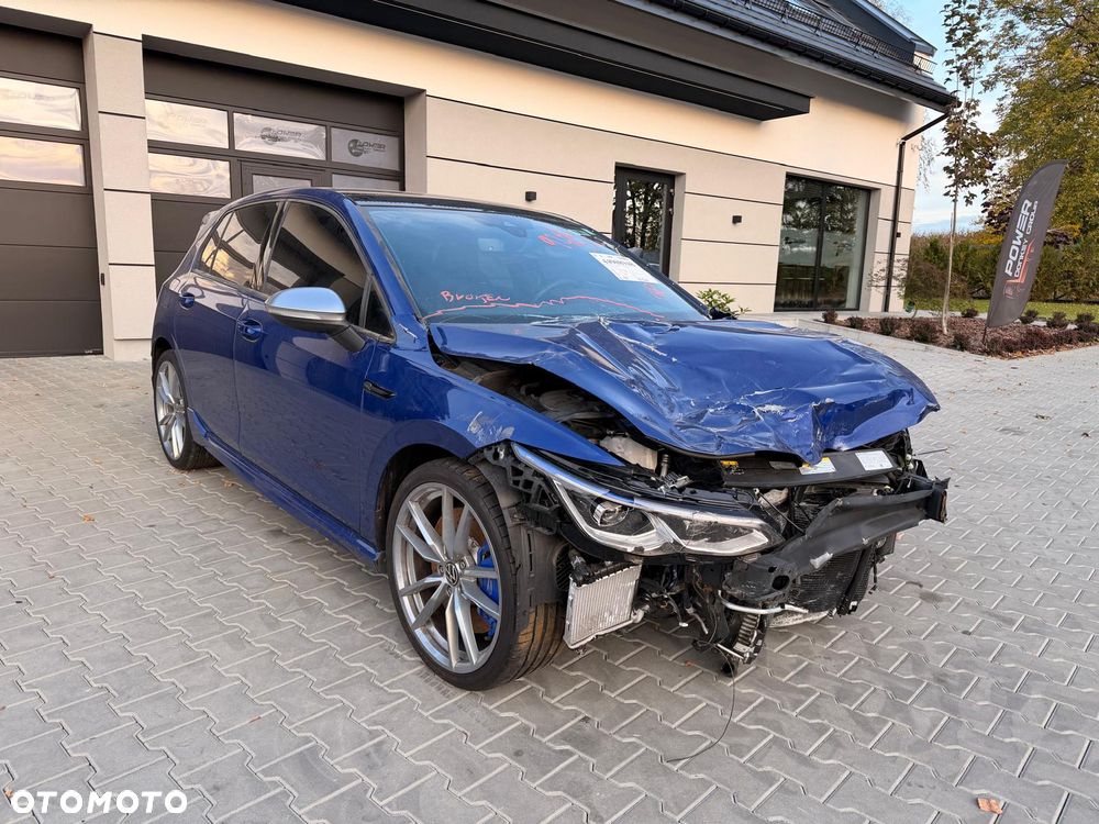 Volkswagen Golf 2024 photo 2