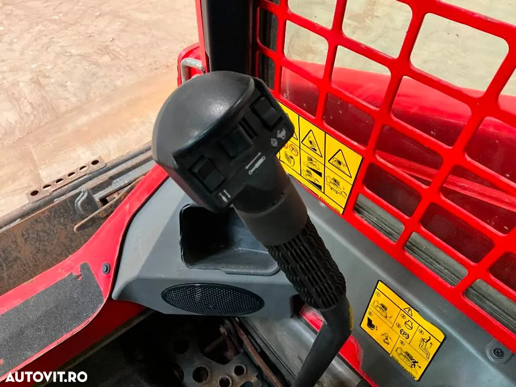 Bobcat S450 - 6