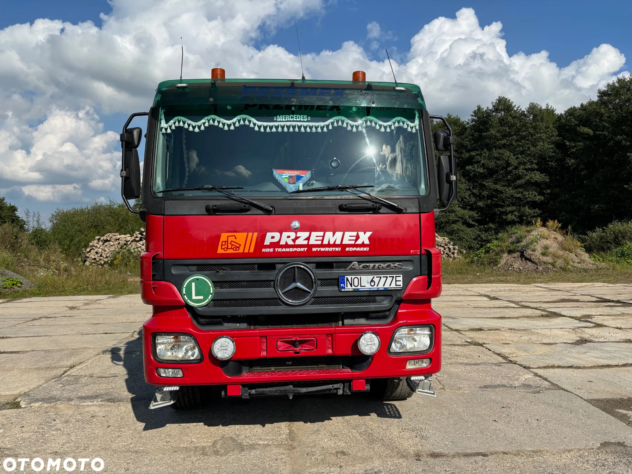 Mercedes-Benz Actros - 10