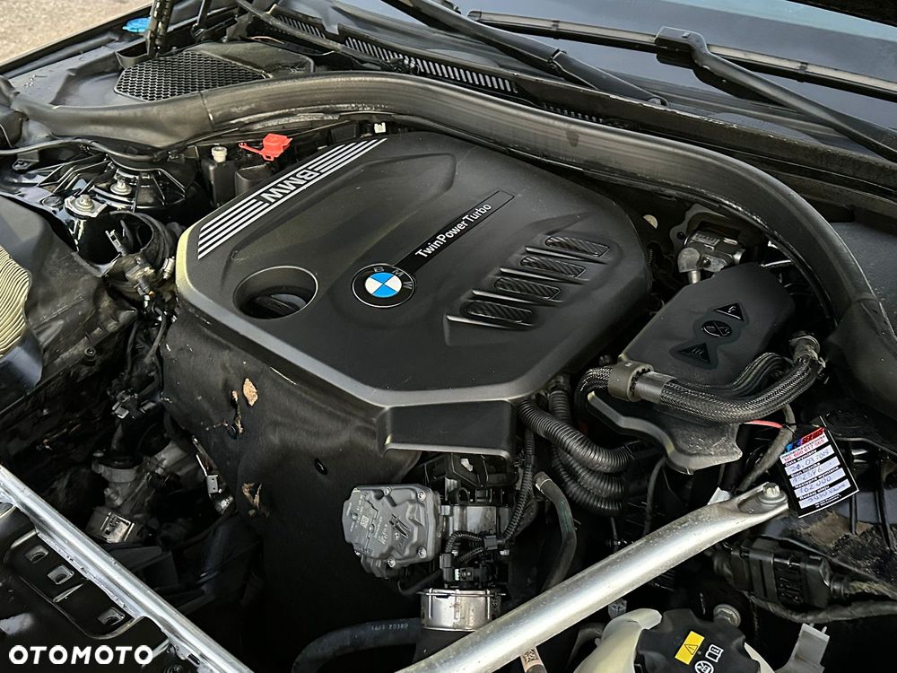 BMW Seria 5 520d xDrive M Sport sport - 6