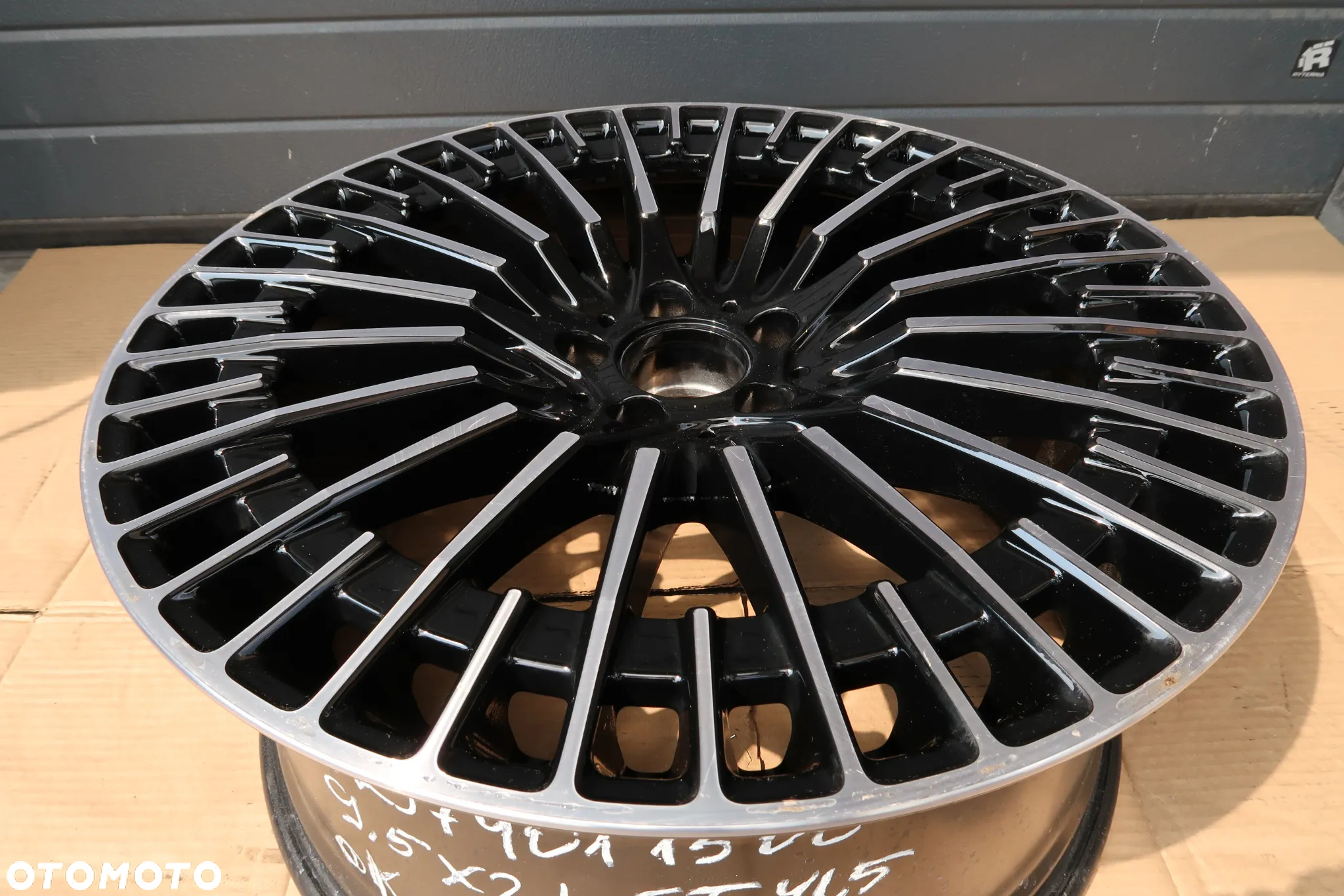 C22/C65/C64 FELGA MERCEDES A2974011500 9,5X21ET41,5 - 11
