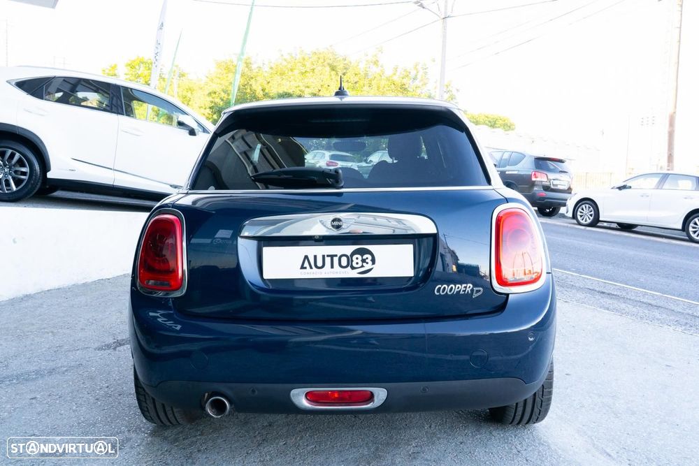 MINI 5 Portas Cooper D Auto - 2