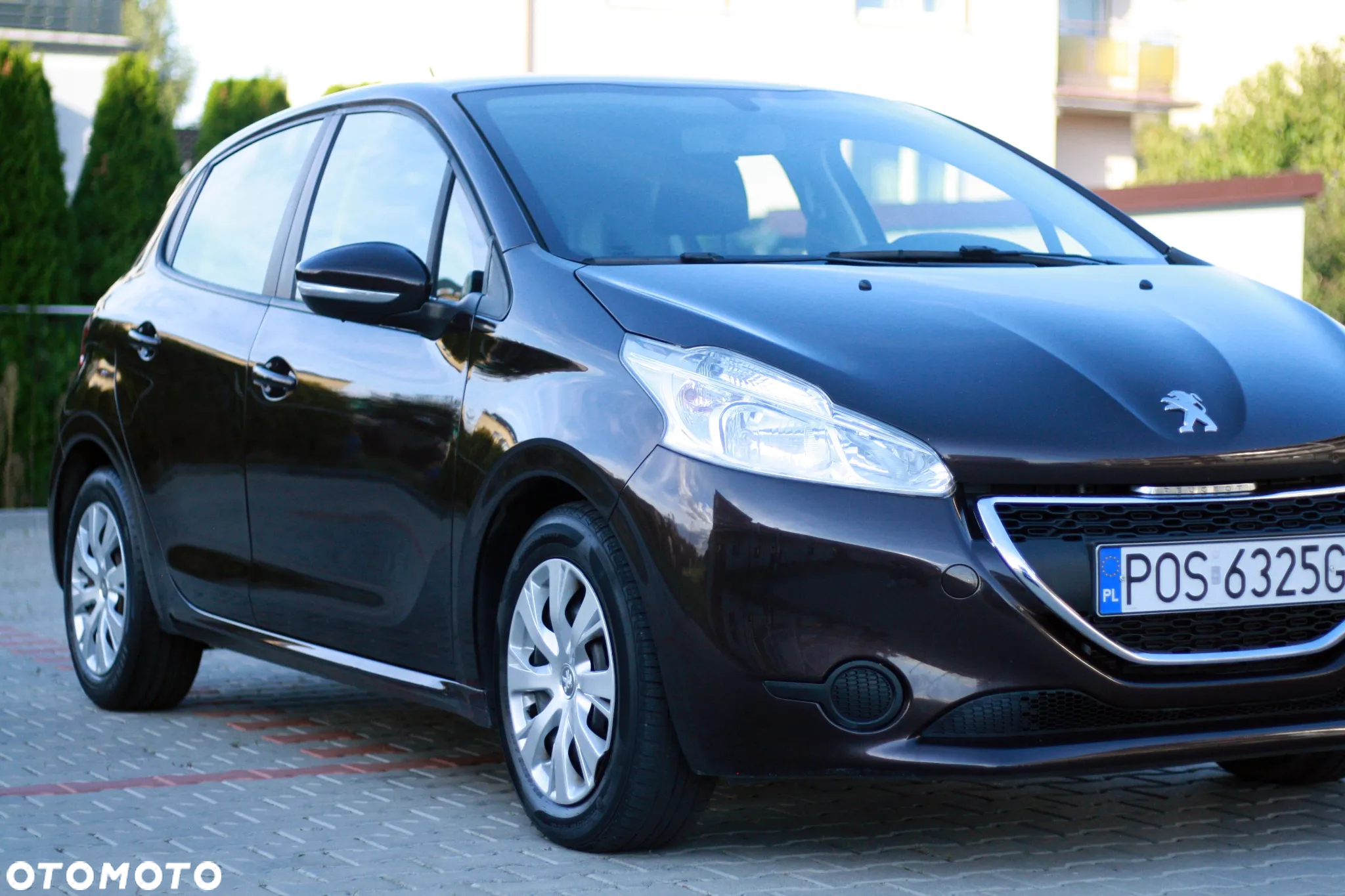 Peugeot 208 1.6 e-HDi Allure STT - 4
