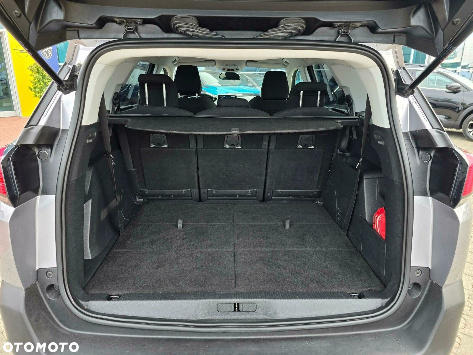 Peugeot 5008 - 25