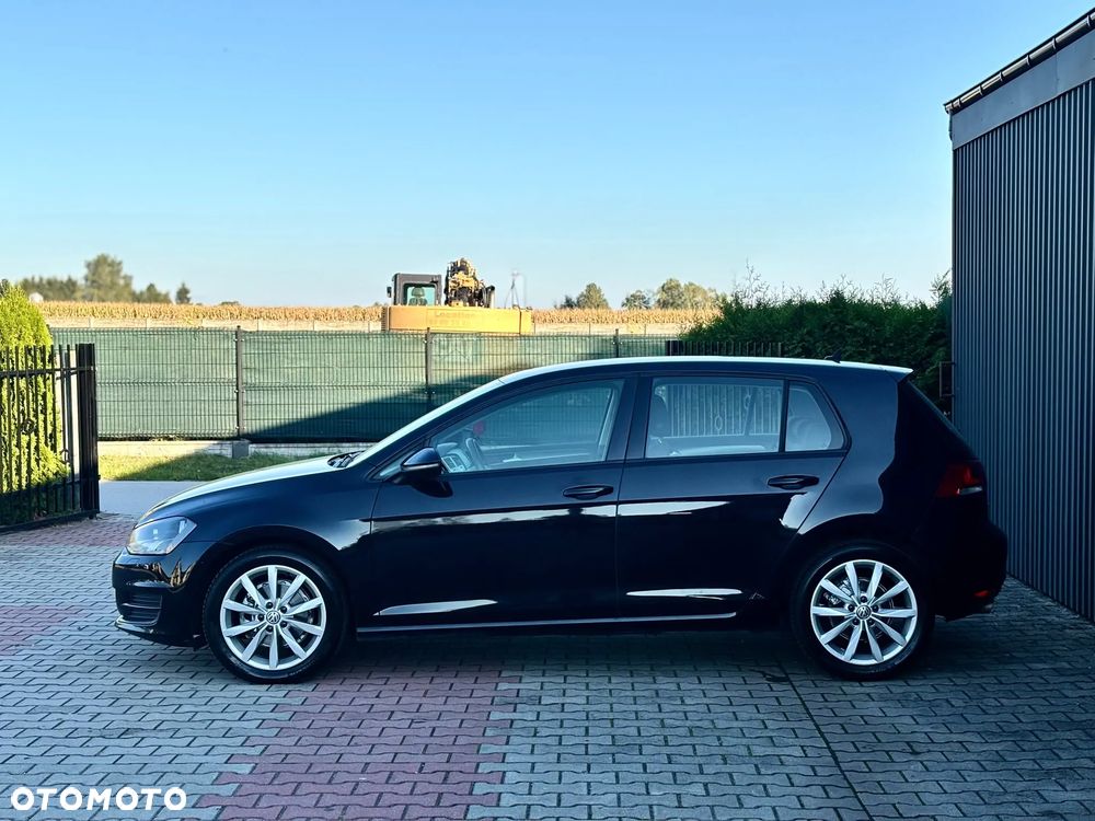 Volkswagen Golf 1.6 TDI DPF BlueMotion Technology Team - 12