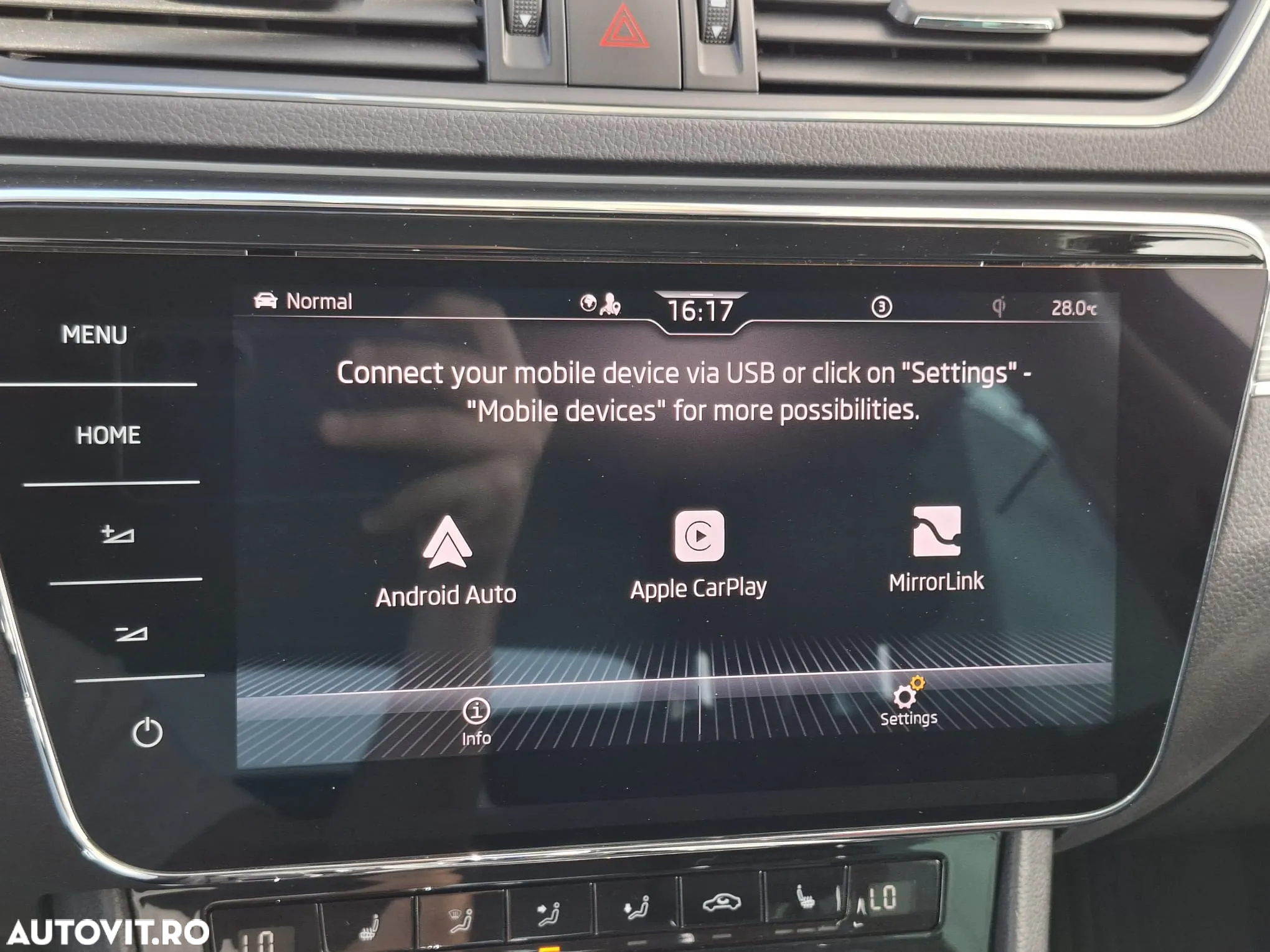 Skoda Superb 2.0 TDI DSG Style - 32
