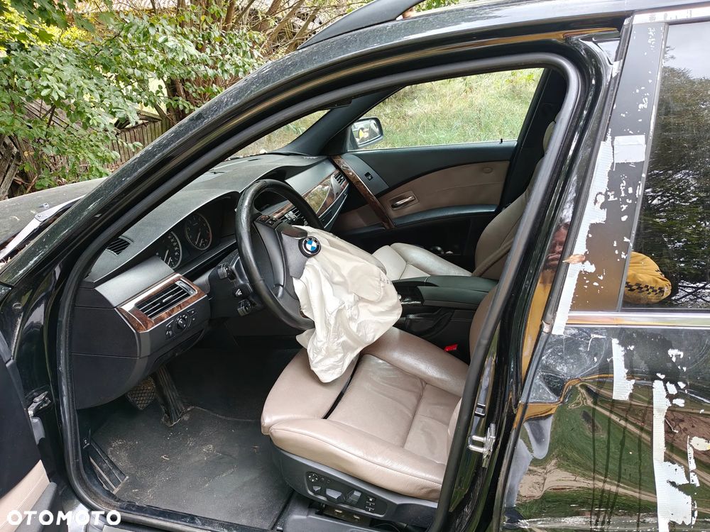 BMW Seria 5 530i Touring - 7