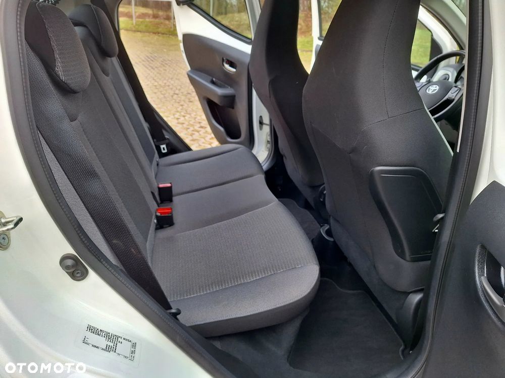 Toyota Aygo - 16