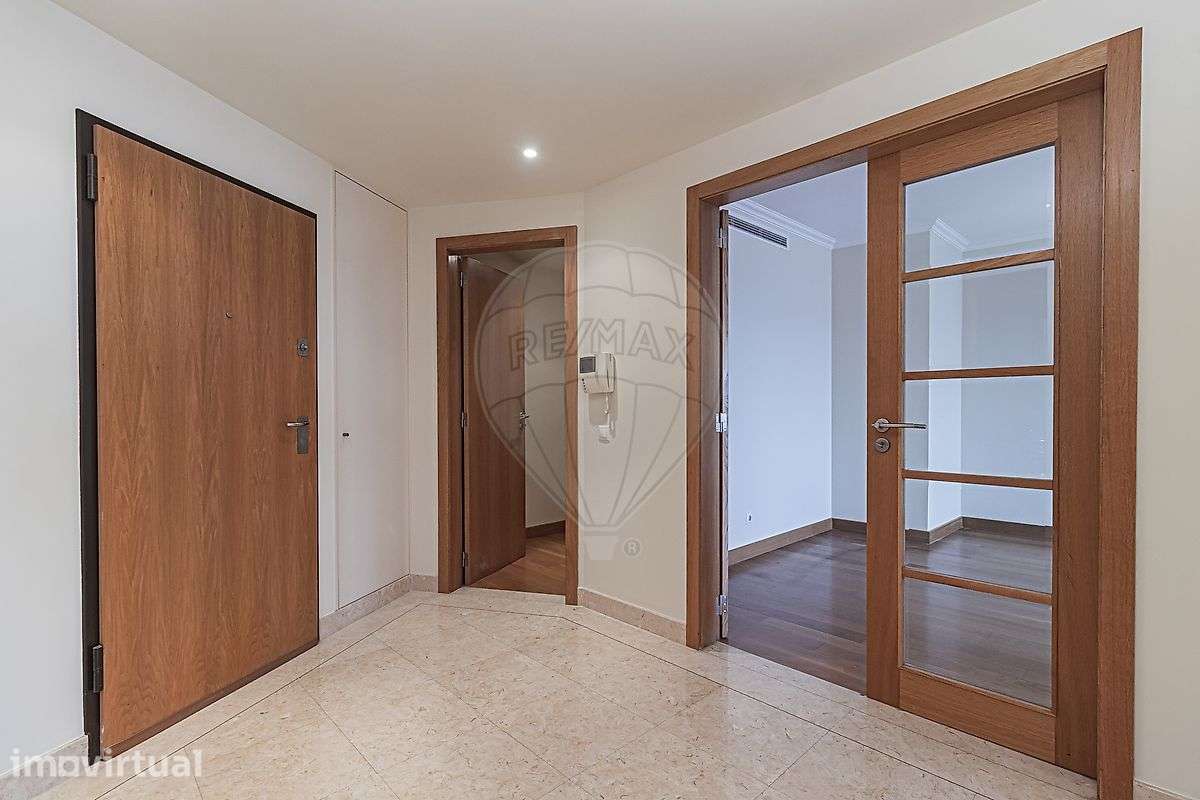 Apartamento T2 para arrendamento - Grande imagem: 2/30