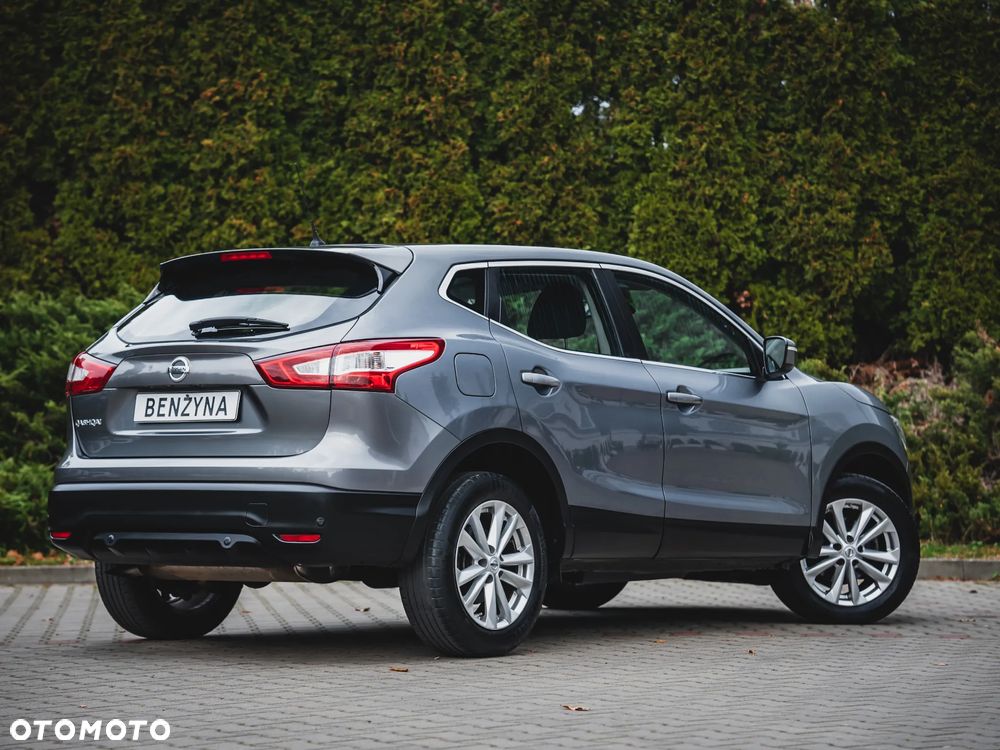 Nissan Qashqai 1.2 DIG-T N-Connecta EU6 - 18