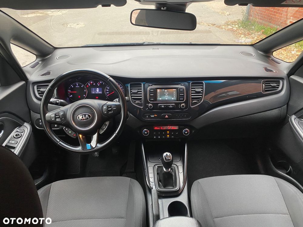 Kia Carens 1.7 CRDi M 7os EU6 - 6