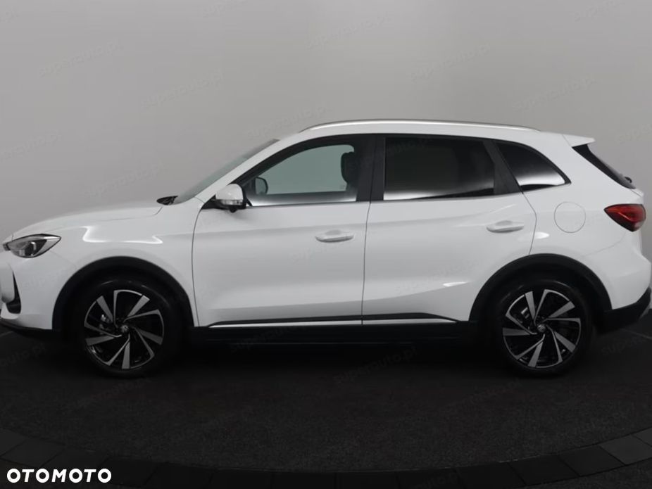 MG ZS Hybrid+ - 4