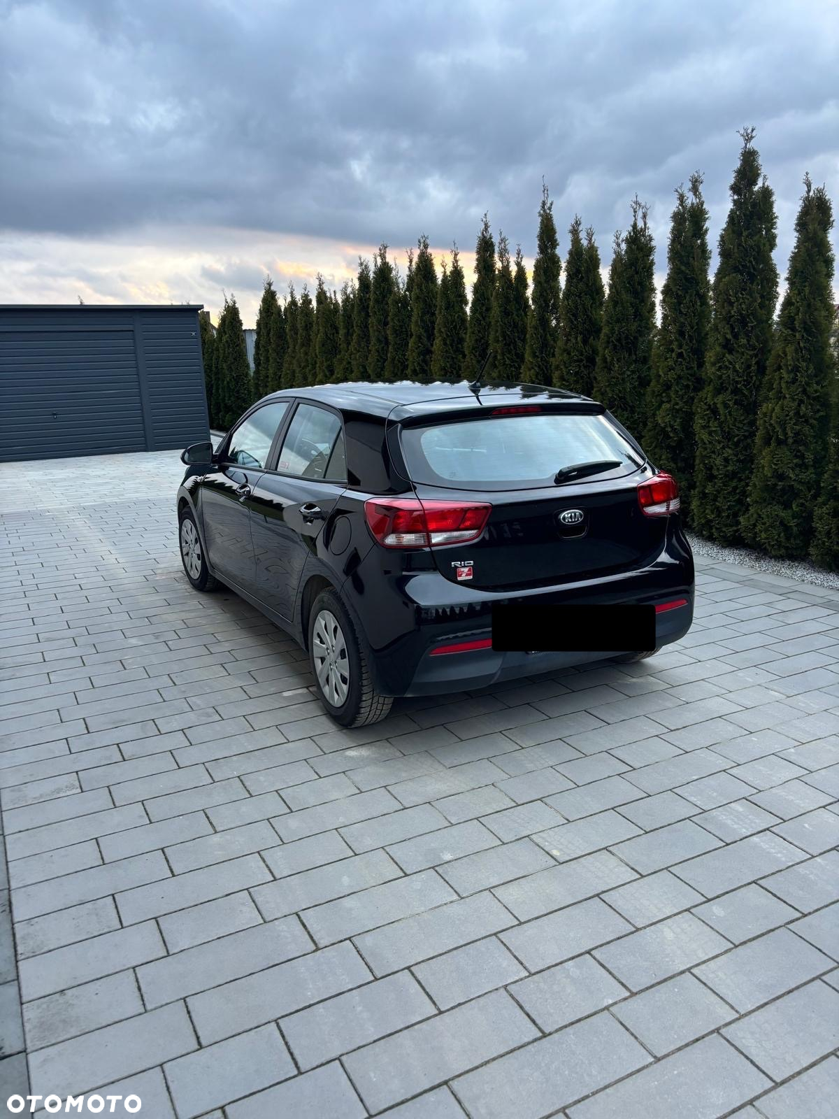 Kia Rio 1.2 M - 4