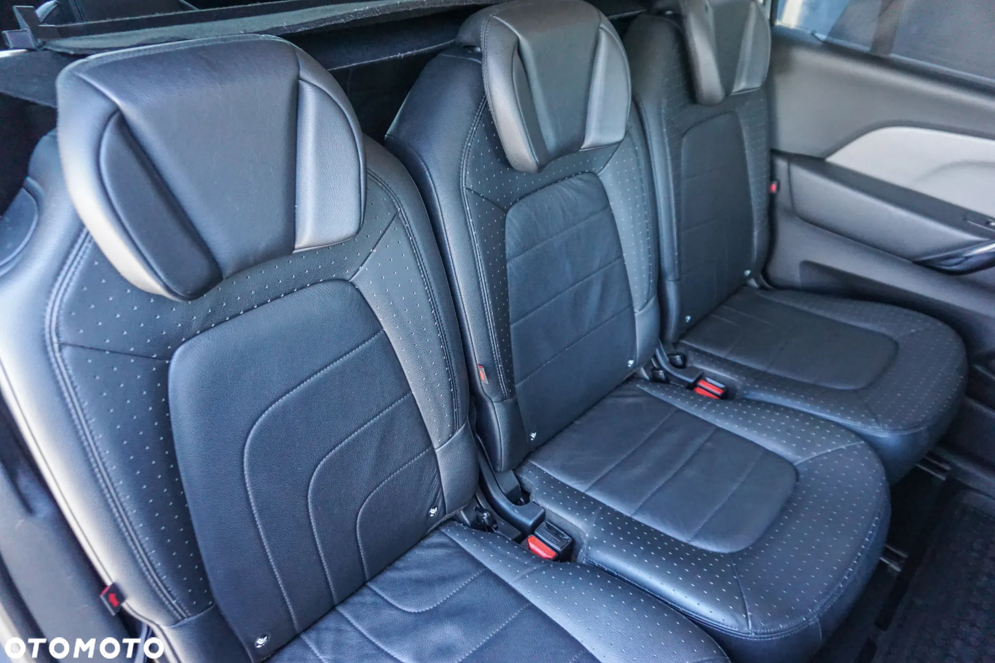 Citroën C4 HDi 150 Exclusive - 17