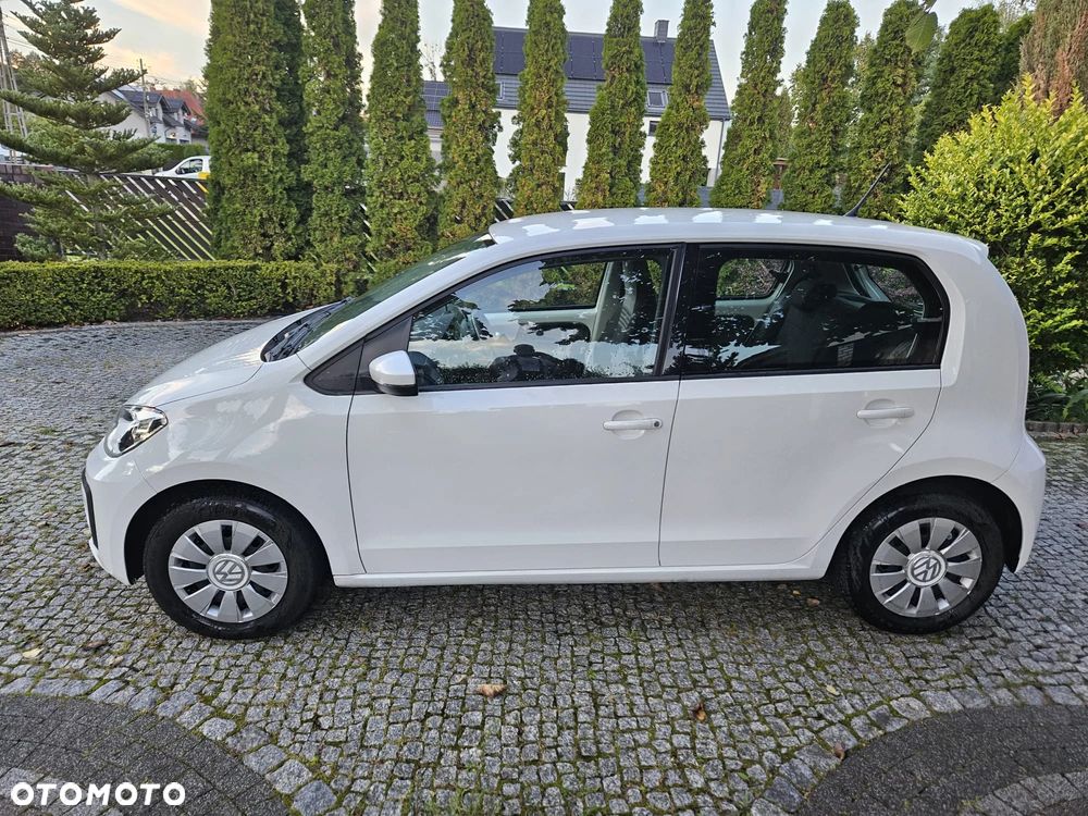 Volkswagen up! (BlueMotion Technology) move - 3