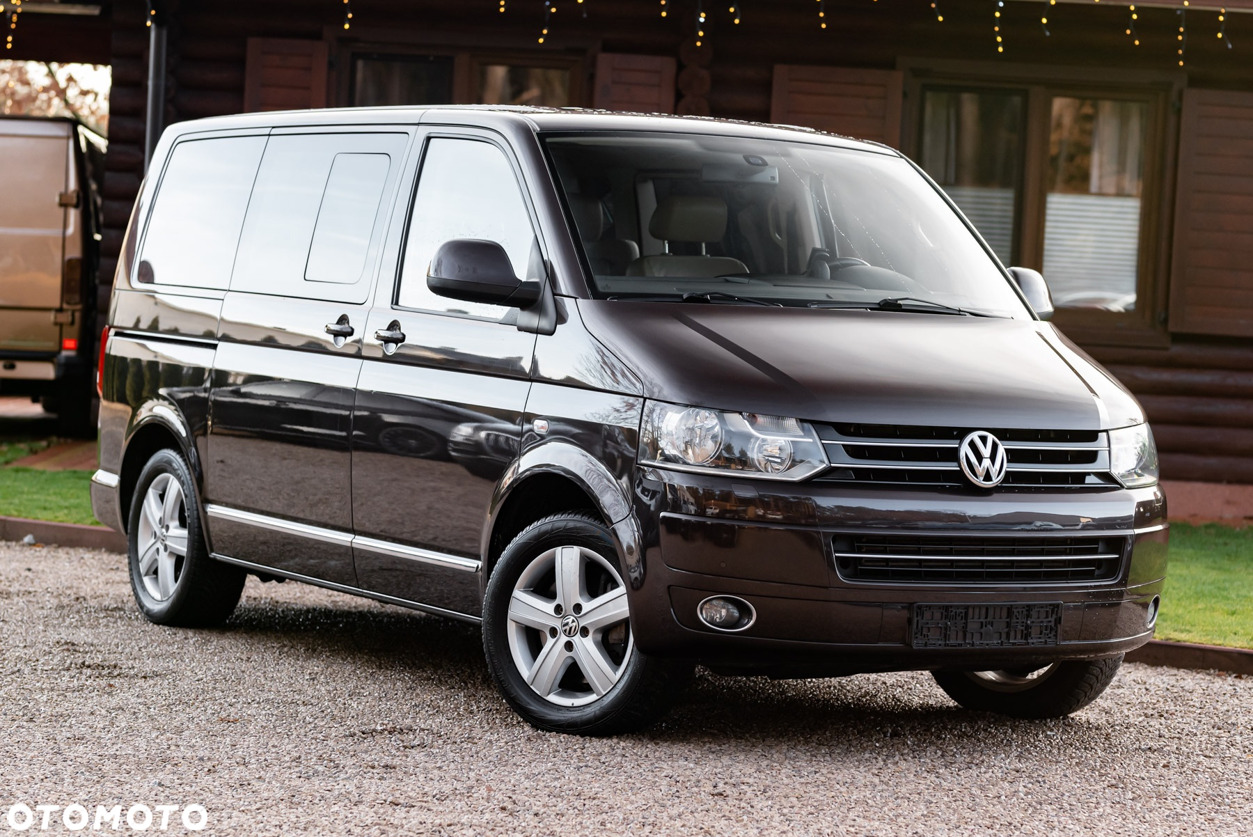 Volkswagen Multivan - 5