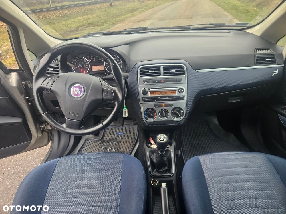 Fiat Grande Punto - 7