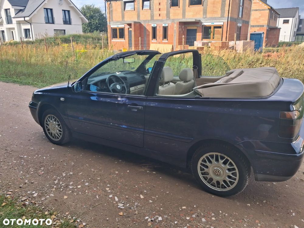 Volkswagen Golf Cabrio 2.0 - 6