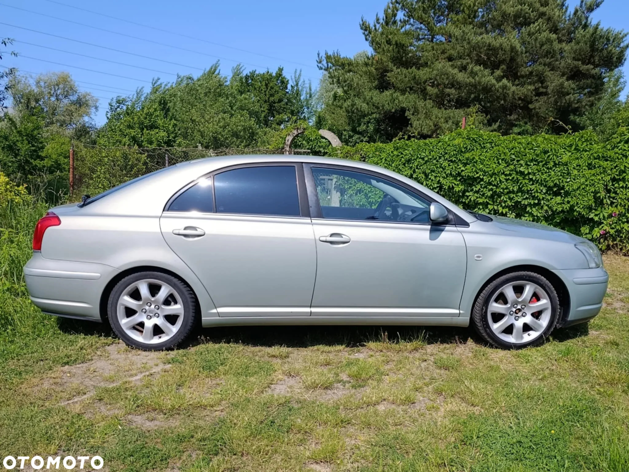 Toyota Avensis - 5