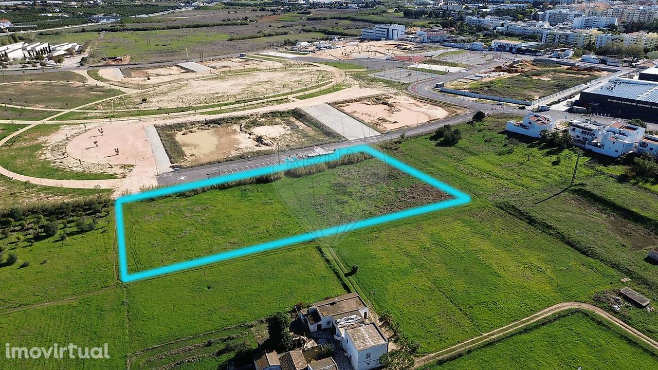 Terreno  para venda - Grande imagem: 2/24