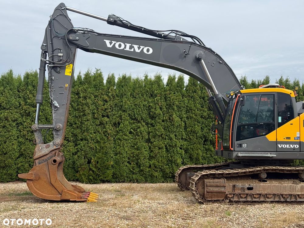 Volvo EC 300 EL - 5