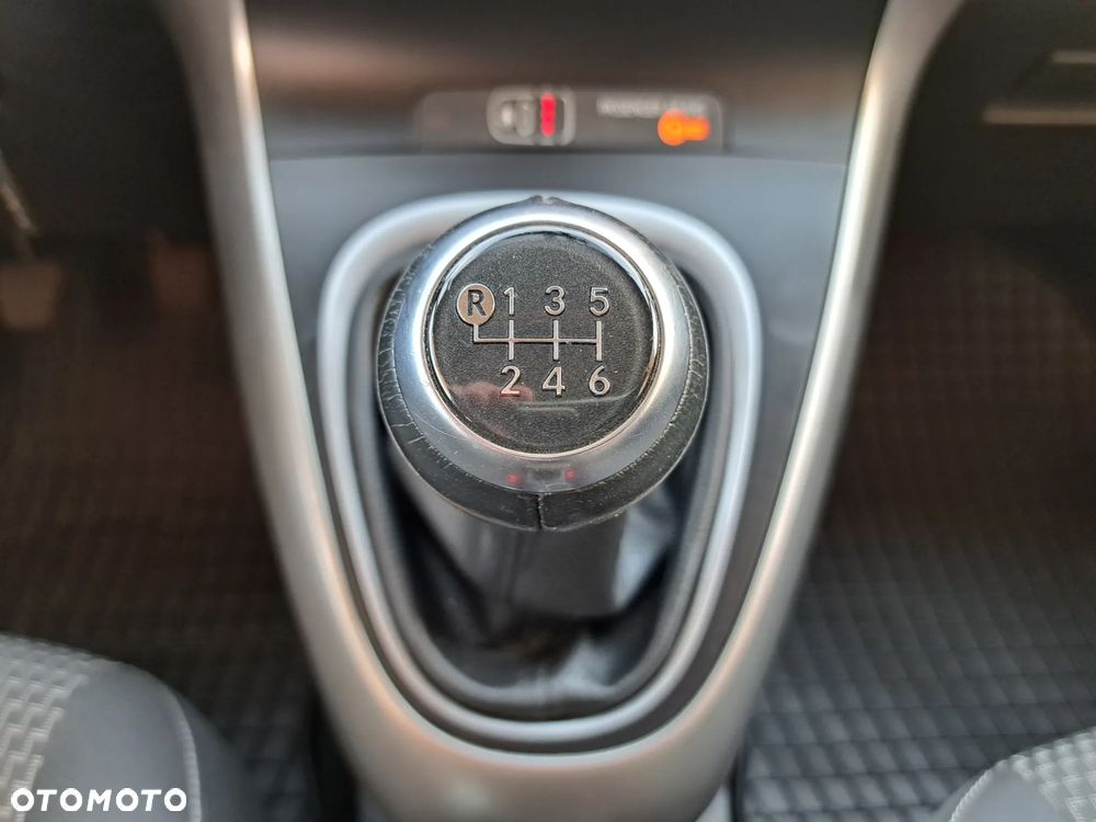 Toyota Verso - 28