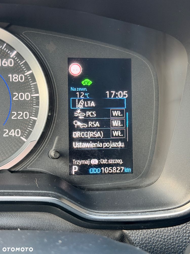 Toyota Corolla 1.8 Hybrid Comfort - 17