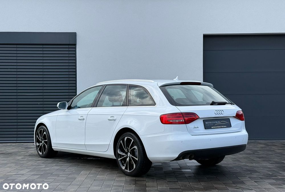 Audi A4 Avant 2.0 TDI DPF quattro Ambition - 6
