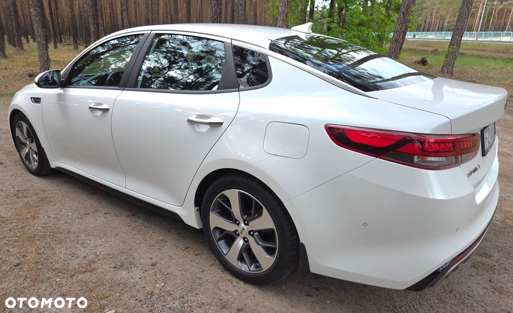 Kia Optima - 15