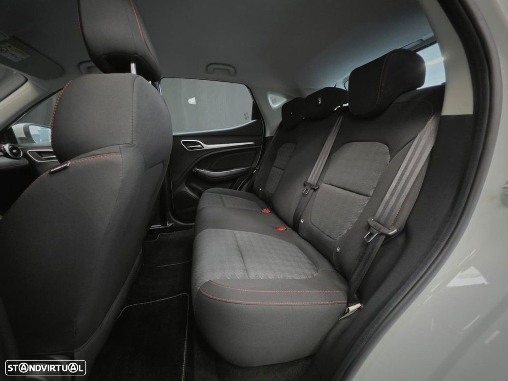 MG ZS EV 50.3 kWh Comfort — fotografia 15