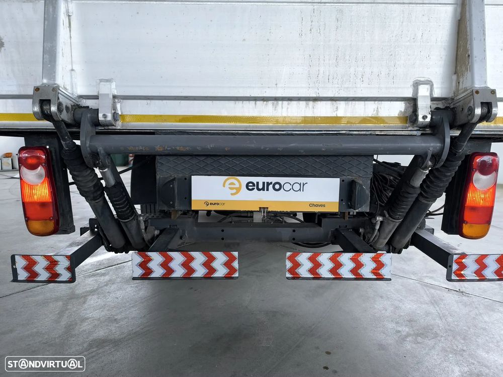 Nissan Cabstar NT 400 35.15 c/Plataforma - 16