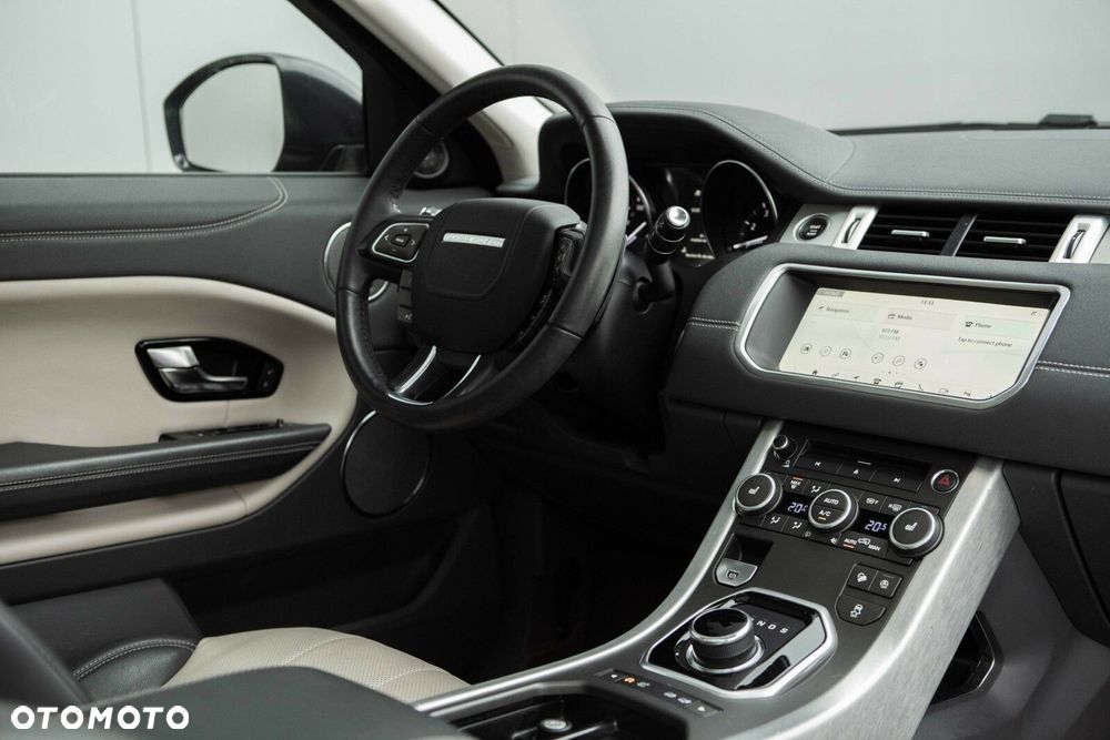 Land Rover Range Rover Evoque - 25