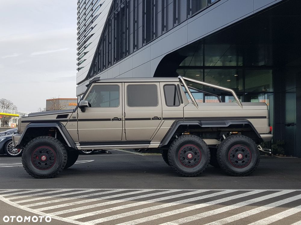 Mercedes-Benz Klasa G 63 AMG AMG SPEEDSHIFT 7G-TRONIC - 9