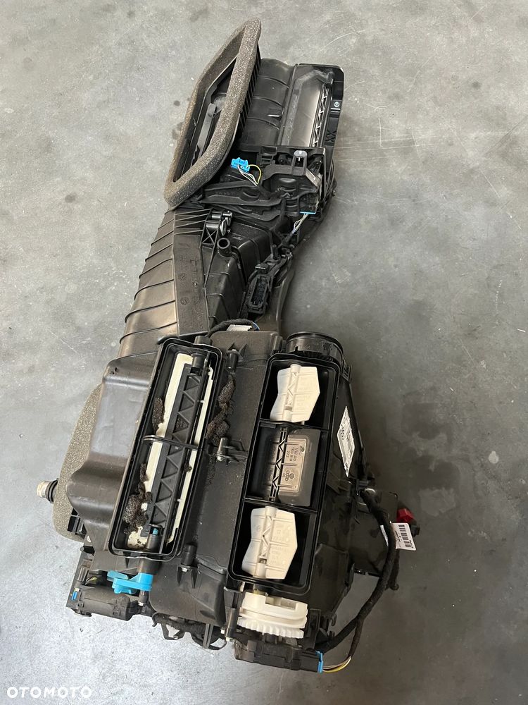 Nagrzewnica klimatyzacji AUDI TT COUPER 8J1820003 - 1