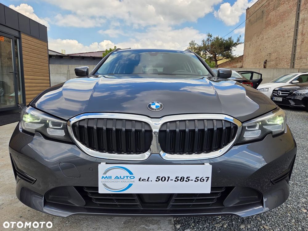 BMW Seria 3 320d xDrive Advantage - 4