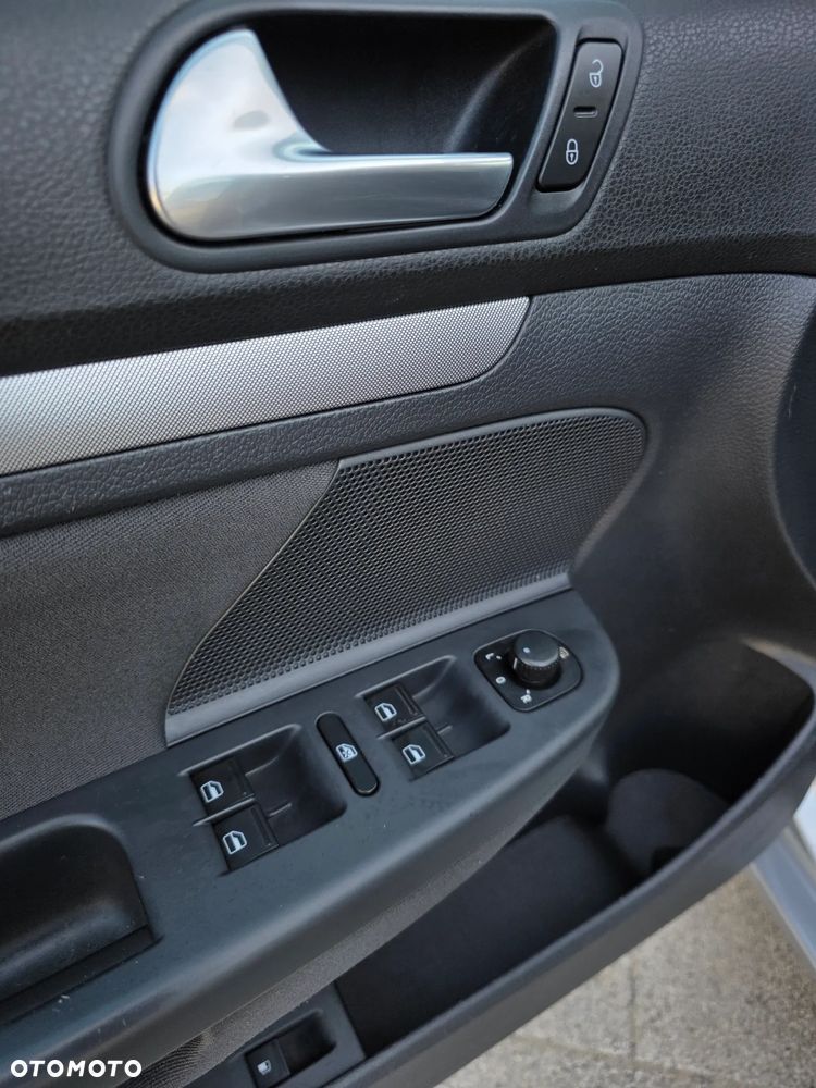 Volkswagen Golf 1.4 Goal - 14