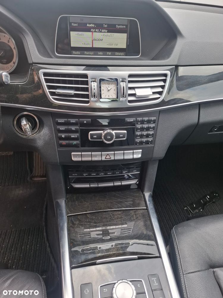 Mercedes-Benz Klasa E 500 BlueEff Avantgarde - 14