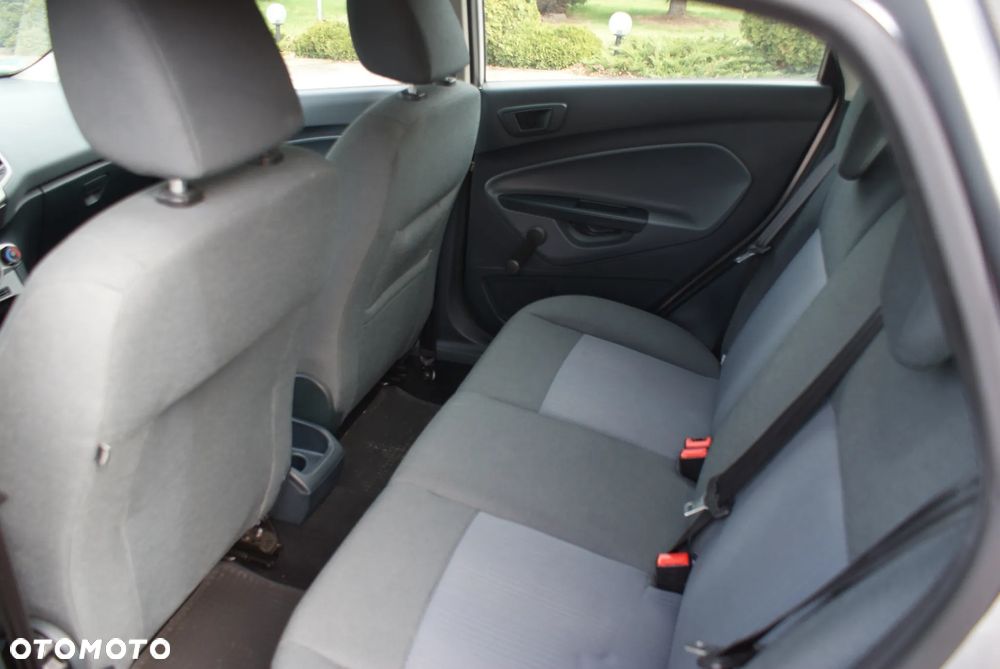 Ford Fiesta 1.25 Champions Edition - 5