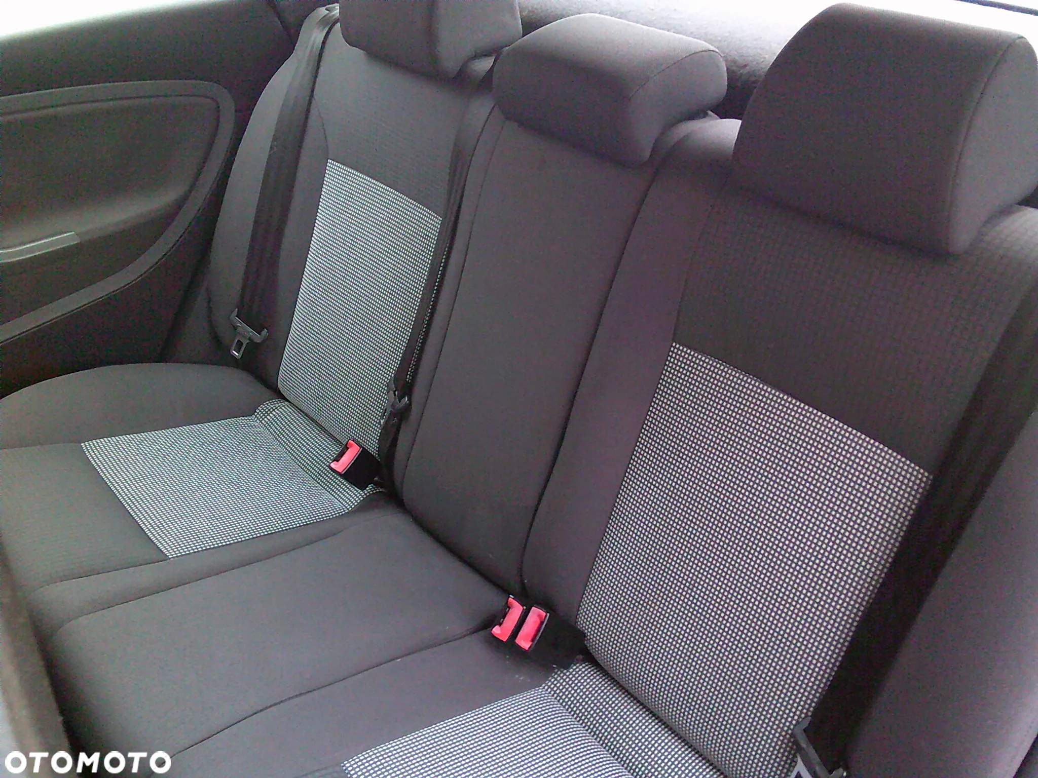 Seat Ibiza 1.4 16V Reference - 16