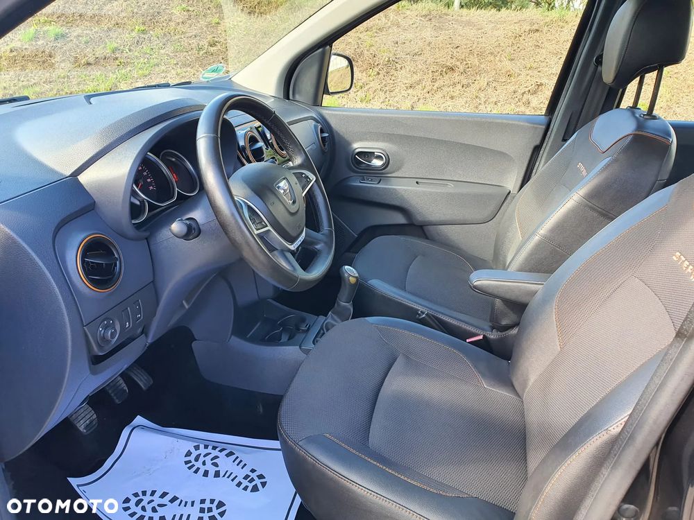 Dacia Lodgy 1.2 TCe Stepway S&S EU6 - 13