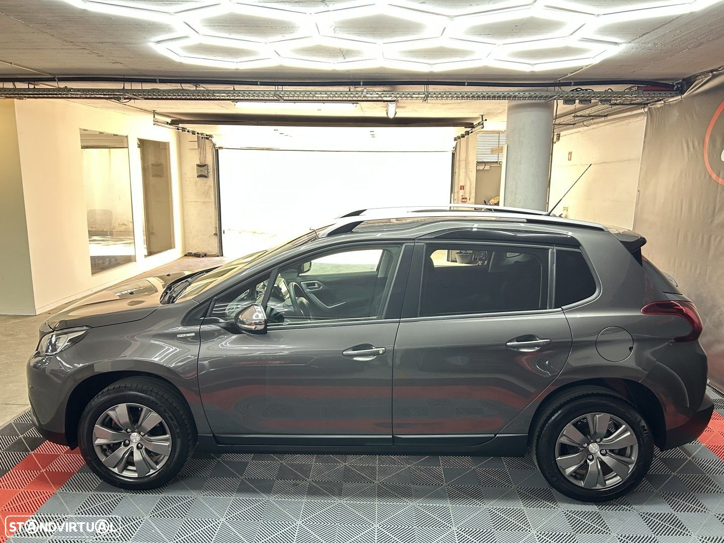 Peugeot 2008 1.2 PureTech Style - 5
