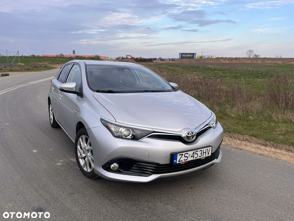 Toyota Auris Hybrid 135 Active - 1