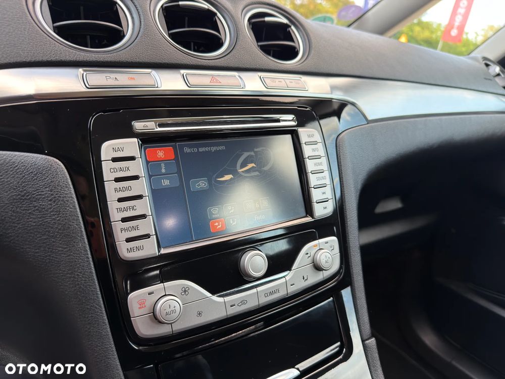 Ford S-Max 2.0 Titanium - 15