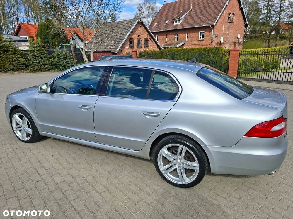 Skoda Superb 1.8 TSI Exclusive - 6