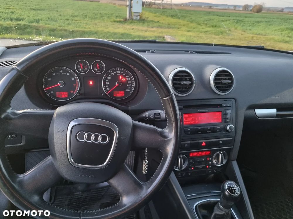 Audi A3 Sportback 1.6 Attraction - 15