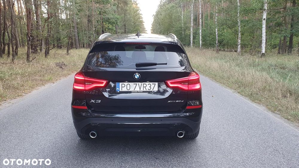 BMW X3 xDrive20d Advantage - 11