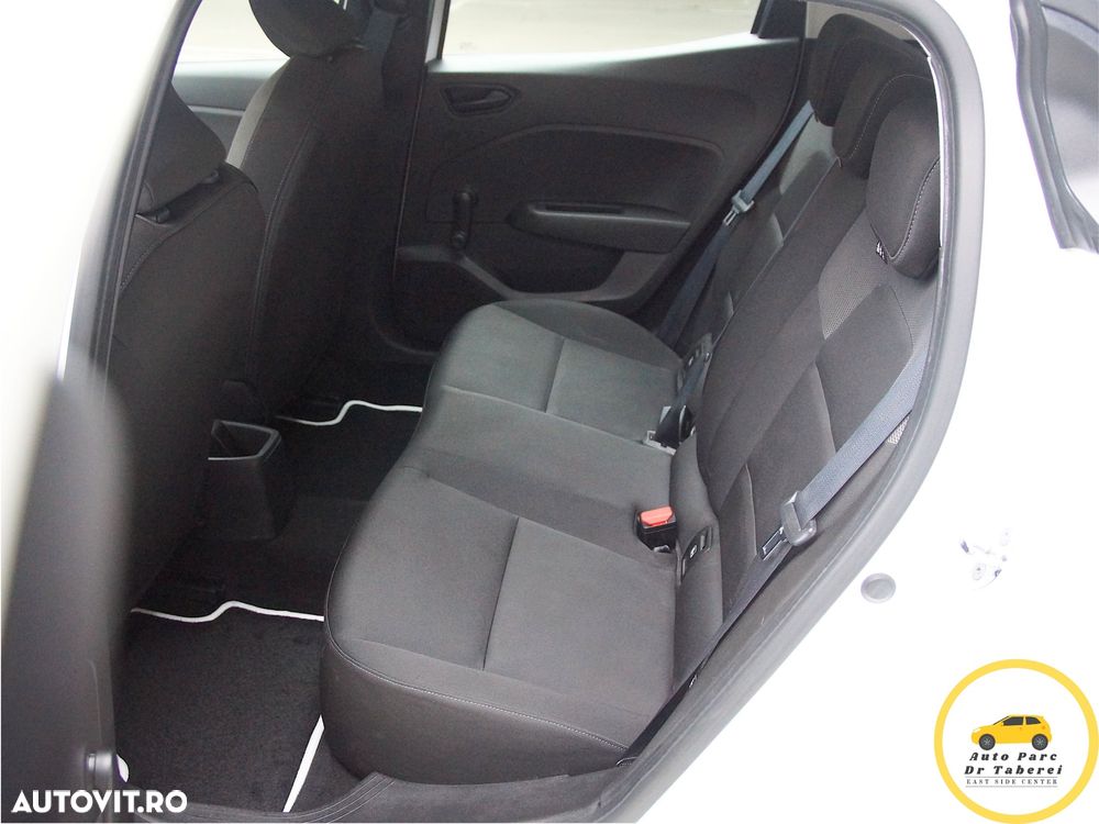 Renault Clio V TCe 90 Evolution - 24