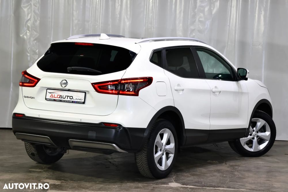 Nissan Qashqai 2018 photo 2